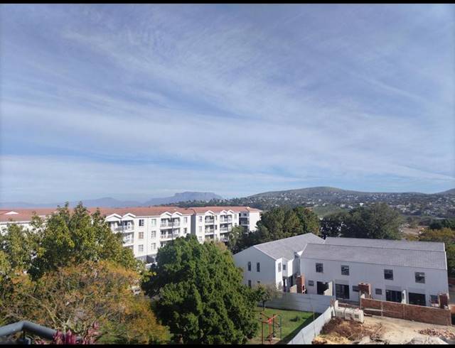 1 BEDROOM APARTMENT FOR SALE IN TYGER VALLEY